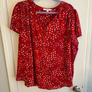Red white and blue short sleeve blouse
